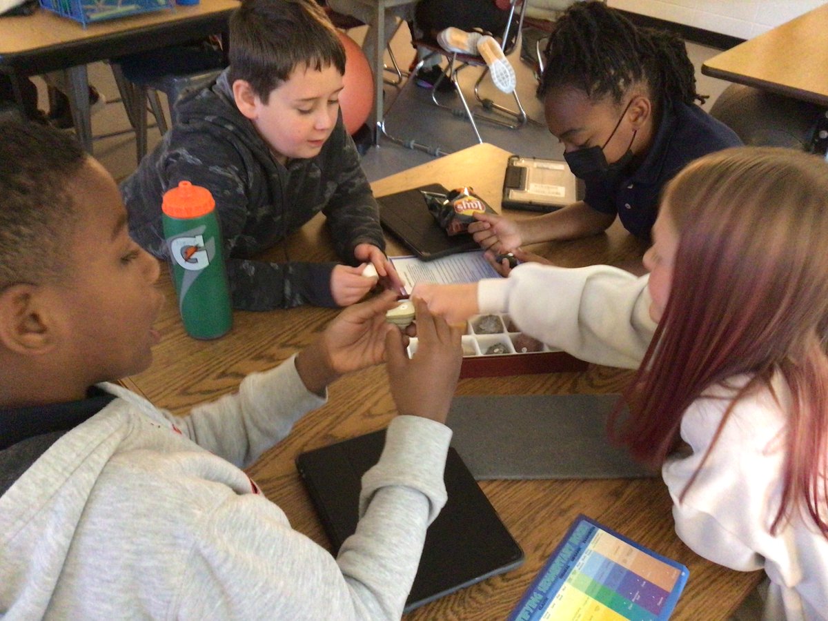 Shawndra Riles tweet media