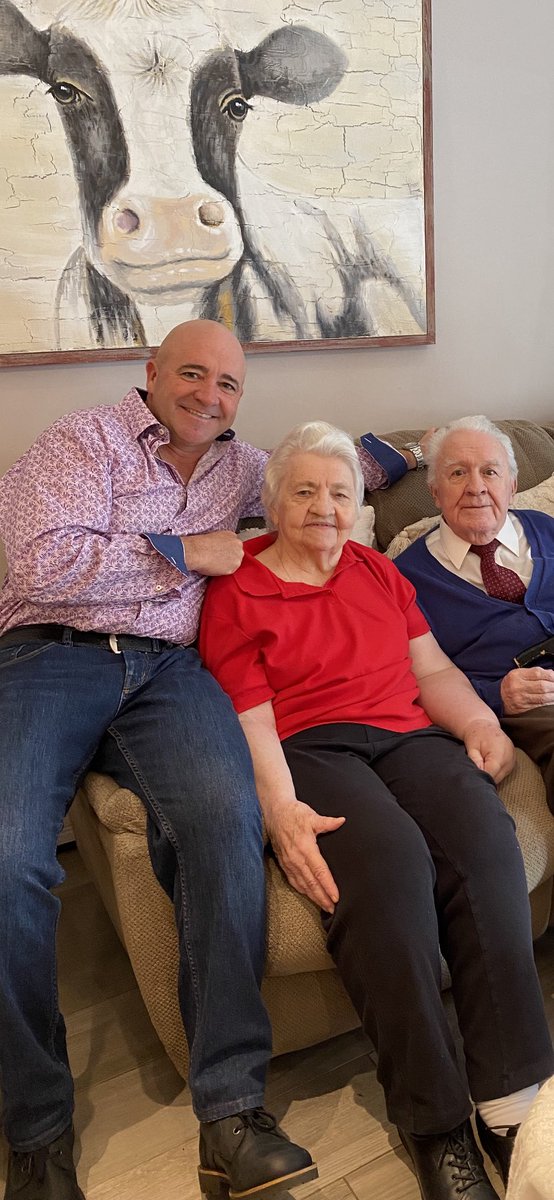 anthony hooks tweet media