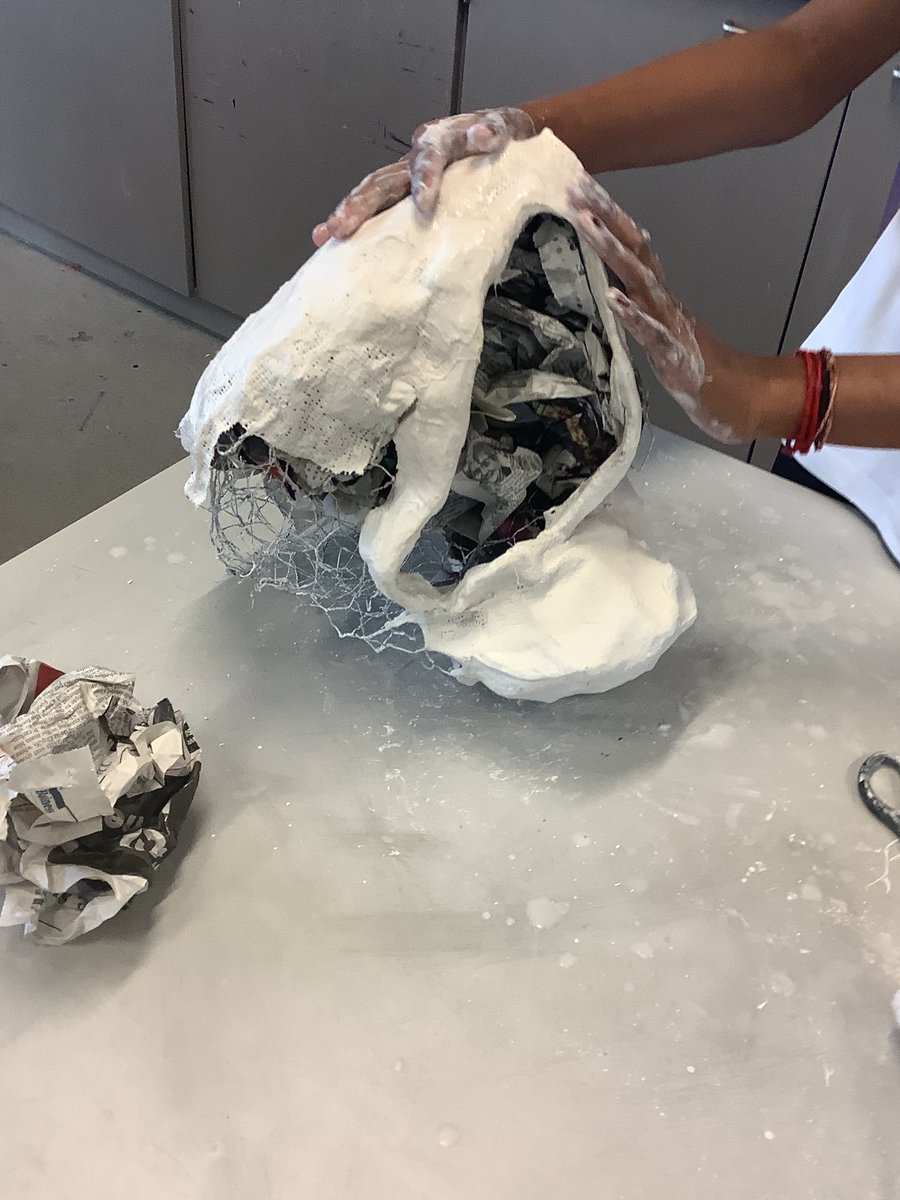 leh_art's tweet photo. U4 have been busy working on their sculptures #LEHSchool #sculpture #modroc #mess https://t.co/4CMkWk5E0z