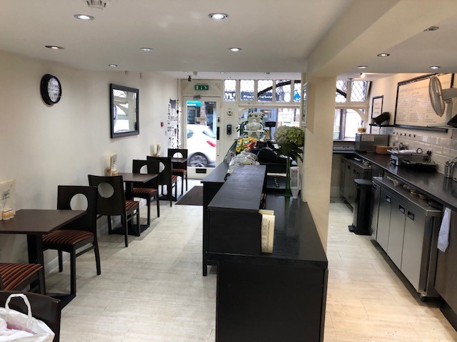 FREEHOLD FOR SALE: 79 HIGH STREET, BEXLEY VILLAGE DA5 1JX
SHOP + UPPER PART
POTENTIAL TO CONVERT UPPER INTO RESIDENTIAL
TOTAL GROSS AREA APPROX 1900 SQ FT
HIGH PROFILE LOCATION
Full info: bit.ly/BHS-79
#Commercial #Bexley #BexleyVillage #DA5 #UKPropertyNews #Restaurant