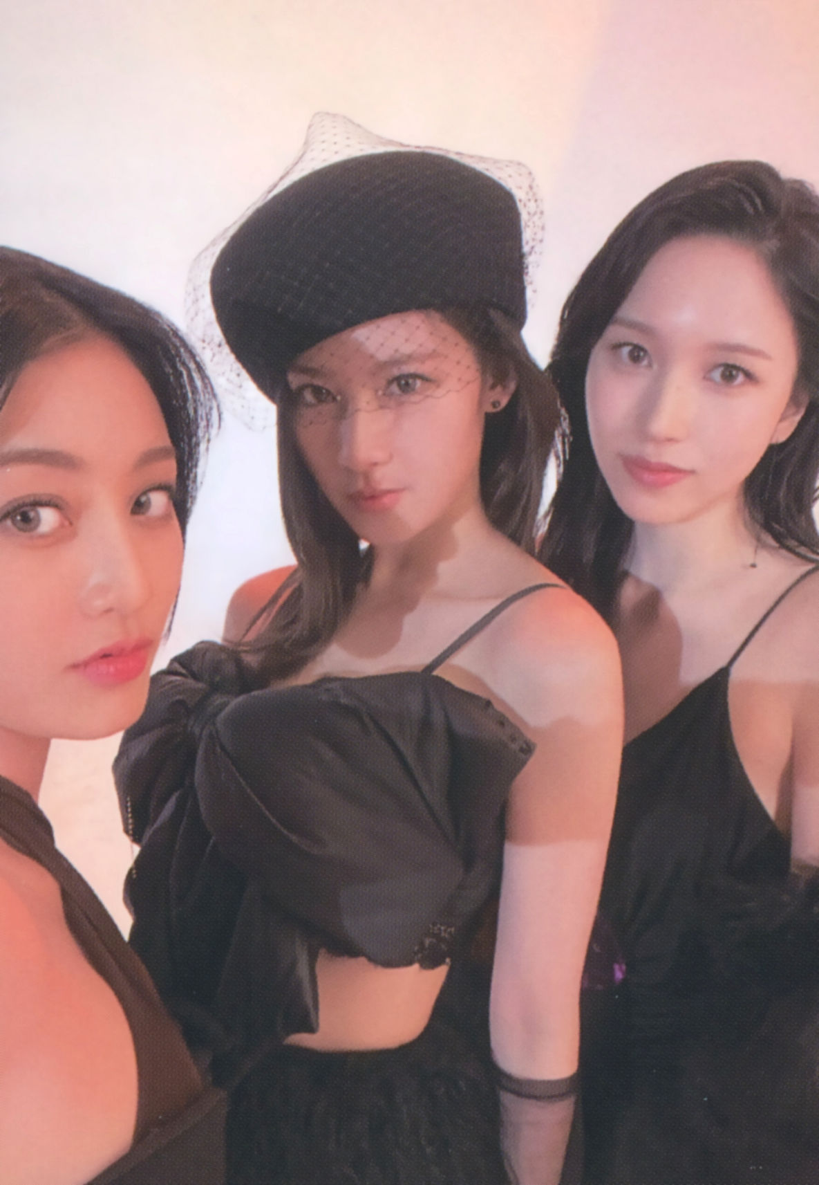 TWICE サナ　READY TO BE チェキ TWICE サナ ラントレ 3周年 onceday READY TOBE - メルカリ