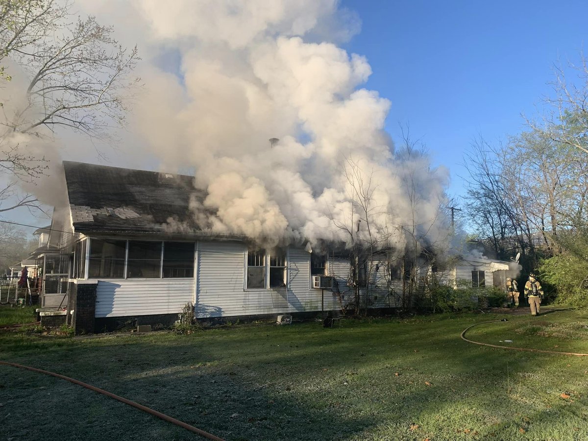 WTVC NewsChannel 9 on Twitter "HOUSE FIRE ChattFireDept firefighters