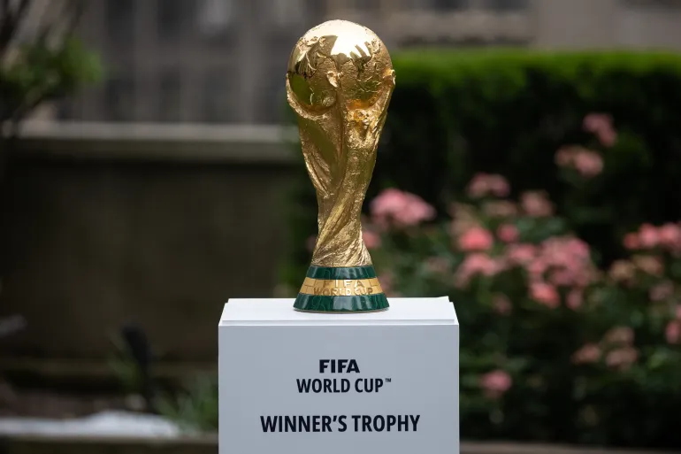 Radio2000_ZA's tweet photo. Question of the day : How do you feel about the World Cup being expanded to 48 teams for the 2026 edition? Do share your thoughts
📞0860 002 479
📱060 584 2250
#GameTimeOn2000 https://t.co/fhKhUSrtlz