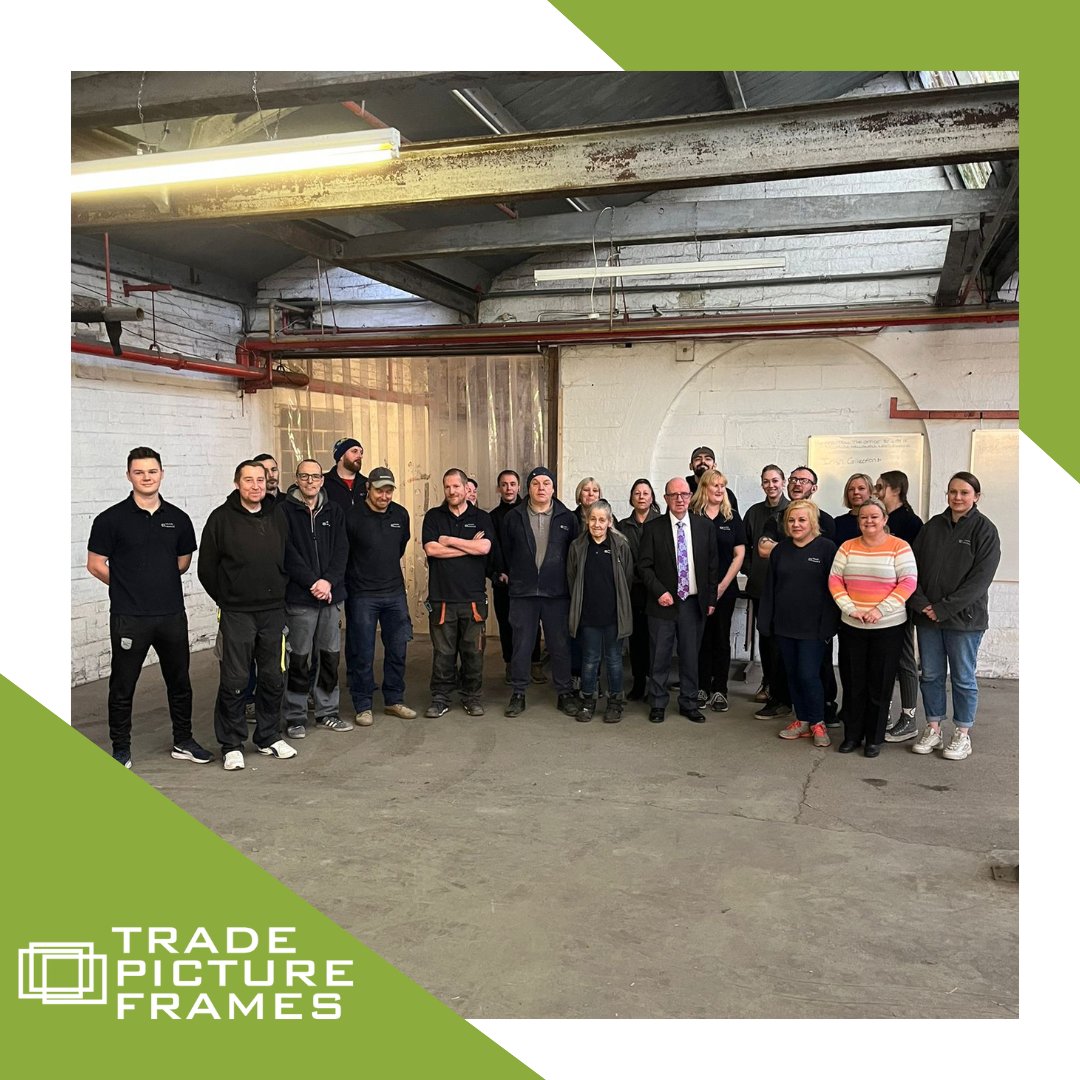 TradePicFrames's tweet photo. Hi, we’re Trade Picture Frames!👋

Based in #WestYorkshire, we are a family-owned business who have been manufacturing picture frames for 25 years.

We supply businesses large &amp; small with certificate frames, photo frames &amp; picture frames, manufactured right here in #Huddersfield https://t.co/a4loeaUqwB