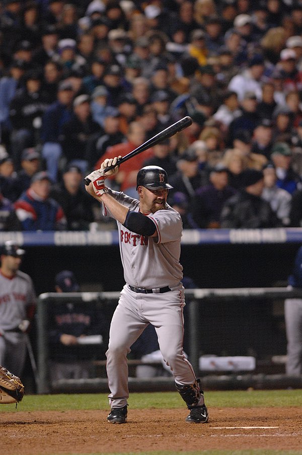 Happy 44th birthday to former Red Sox first baseman Kevin Youkilis 