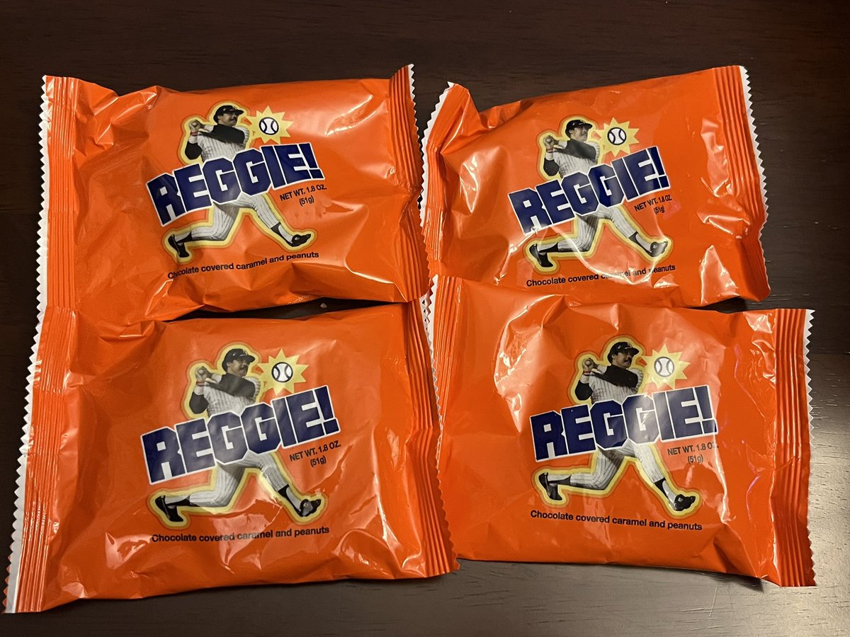 SchwartzSports's tweet photo. Picked up some @mroctober Reggie! bars at Bobb Howard's General Store in New Hyde Park!  This brings back some great and delicious memories! #RepBx #Yankees #SchwartzOnSports https://t.co/g98vmlsKlZ