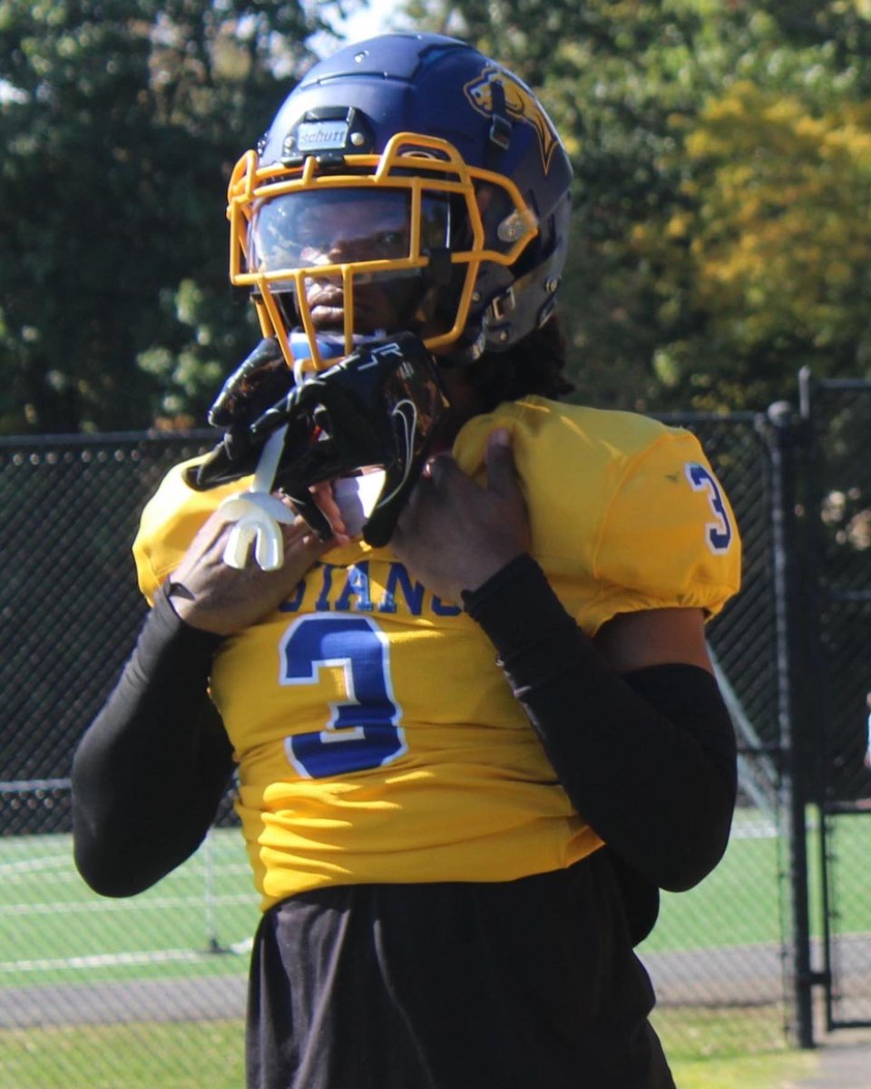 DLawrence11k's tweet photo. Freshman Szn Done, Sophomore Szn approaching #JUCOPRODUCT https://t.co/kavjA4l0W3