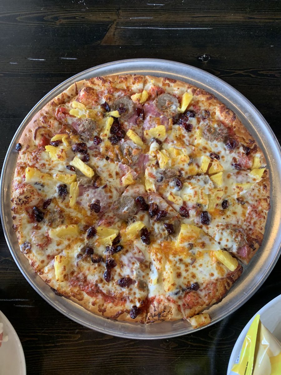 paliosazle's tweet photo. At Palios, every slice tells a story 😁 Come create your own story with us today ! #pizzastory

Get $5 OFF on online orders above $30

Hurry! Create your pizza story now - https://t.co/F1KBwAT4fD

#paliosazle #pizzalove #pizzatime #pizzanight #pizzalover #pizzagram #italianpizza https://t.co/6RAZSCMBTZ