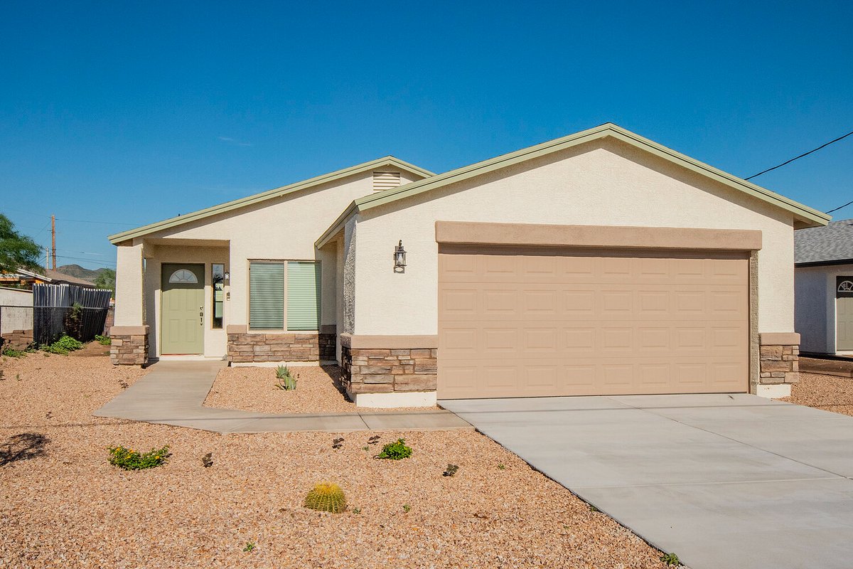 pimacountyCLT's tweet photo. Are you losing your home to foreclosure from financial hardship due to COVID-19? 

You can receive up to $40,000 per household to offset mortgage delinquencies, property tax delinquencies, utility delinquencies, HOA delinquencies, and insurance costs. 
https://t.co/3oGezSW8Da https://t.co/sRSNvbV2bW