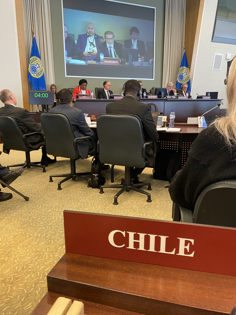 EmbChileNL's tweet photo. Chile 🇨🇱 participates at the Executive Council - 102 of the @OPCW. 
We reiterated our commitment with the prohibition of chemical weapons and to continue working towards a full compliance with the Chemical Weapons Convention.
#OPCW 
#CWC 
#EC102 https://t.co/7pm9sGsdye