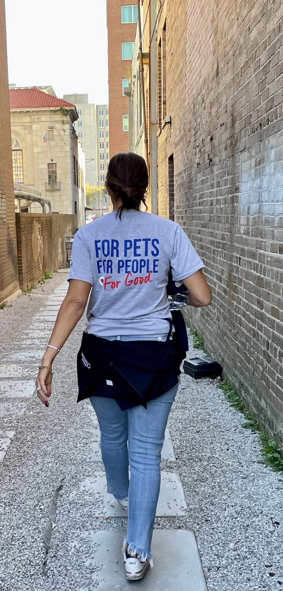 It’s simple ~ at PetSmart Charities we are...
#lifeatpetsmart #petsmartcharities

#chicago #hiringinchicago #dogs #petlovers #teamwork #positiveimpact #anythingforpets