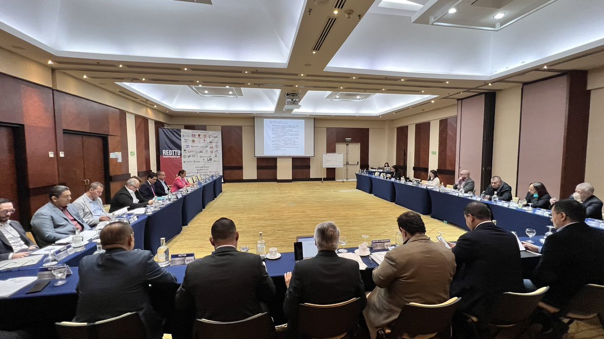 UNIPAZnoticias's tweet photo. #AgendaRector| A esta hora #RectorUNIPAZ participa en la Asamblea General Ordinaria de Rectores No. 24 de la @RedttuCol, se revisan los avances de la gestión durante el año 2022 por parte de la Dirección Administrativa y el Consejo Directivo de Rectores. #UNIPAZAvanza https://t.co/tVmjVPRG4G