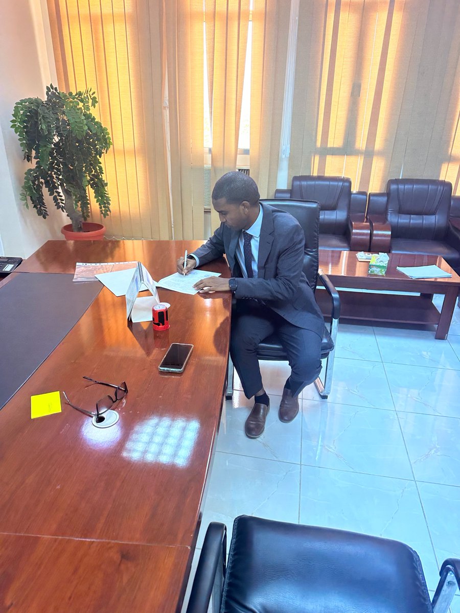 With the signing of official documents earlier today, delighted that we are now fully legally registered in #Yemen with our team established in #Aden working on a range of projects to help meet the needs of the Yemeni people.