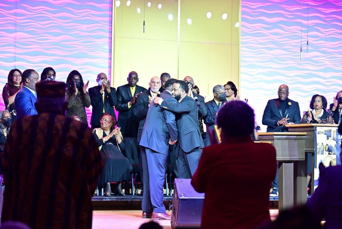 EricaFourReal's tweet photo. @MidWestMet @Libs_Of_Chicago @MaryAnnAhernNBC @JaymalGreen @PaulVallas Brandon also has the Black Churches and Pastors which is HUGE and has added to the coalition. https://t.co/Mfji1xwKPo