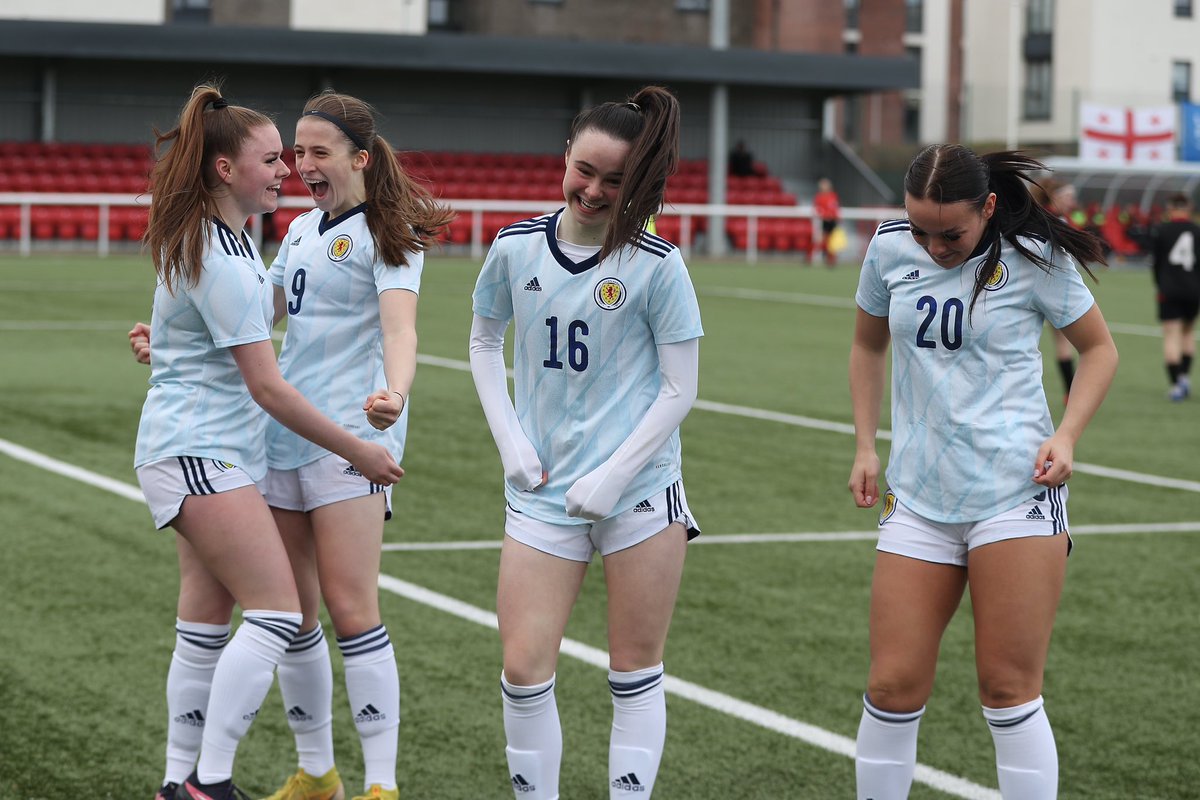 Rebecca Taylor, goalscorer Laura Berry, Lucy Barclay and Sophia Martin celebrate a first minute opener for @ScotlandNT #scow17s v Georgia