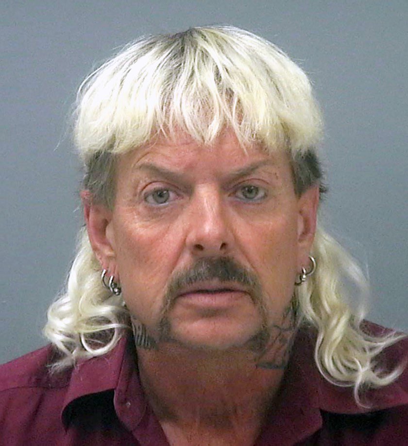 PopCrave's tweet photo. Joe Exotic announces 2024 presidential run:

“Put aside that I am gay, that I am in prison for now, that I used drugs in the past, that I had more then one boyfriend at once and that Carole hates my guts. This all has not a thing to do with me being able to be your voice.” https://t.co/Cfkq0riUUc