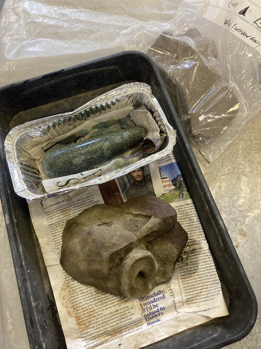 Final @DUACE2021 Finds Washing session with #archaeology <a href="/ArcDurham/">Durham Archaeology</a> students for the term! We cleaned out the ear of this faceless 12th c. individual from the <a href="/aucklandproject/">The Auckland Project</a> Chapel trench. (A nice mortar-less pestle as well!) <a href="/cmgerrard1/">Chris Gerrard</a> <a href="/JohnCastling/">John Castling</a>