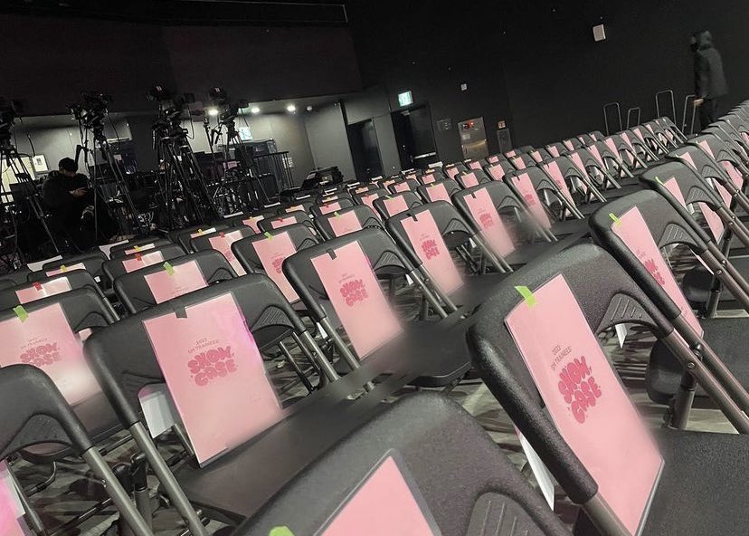 smnggfile's tweet photo. [230316 sment_training] #smngg 

SM Trainees’ SHOWCASE D-DAY

As we greet the long-awaited day,
It was an unforgettable and precious time for everyone 😍 https://t.co/6PxBwOqRhh