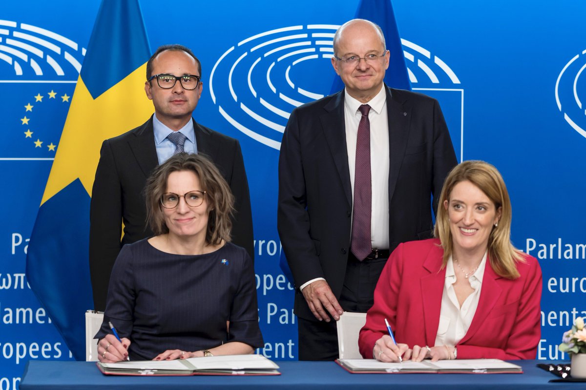 Et un nouveau programme européen majeur signé par @EP_President ! Le programme de satellites européens IRIS², que j'ai négocié pour le Parlement 🇪🇺, est officiellement lancé.