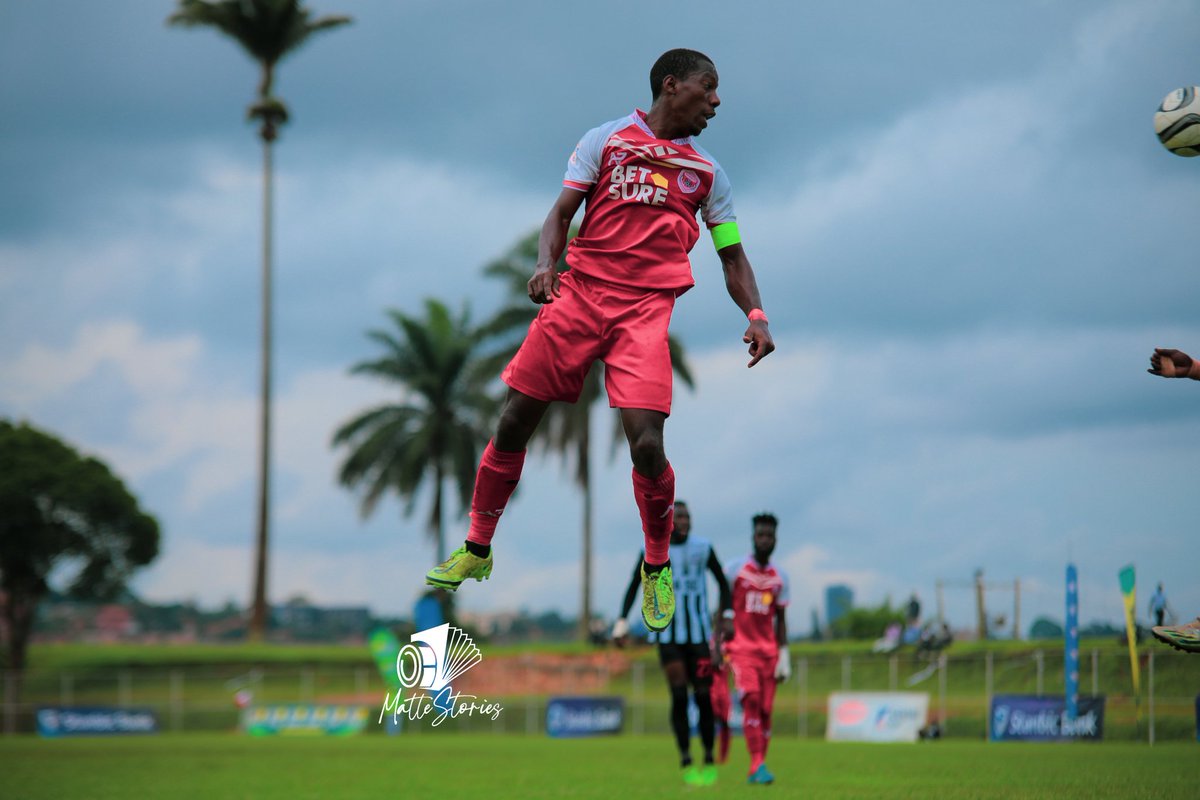 Boy o Boy!!!!!What a player . In him @ExpressFCUganda have gold.
#StanbicUgandaCup
 #MukwanoGwabangi