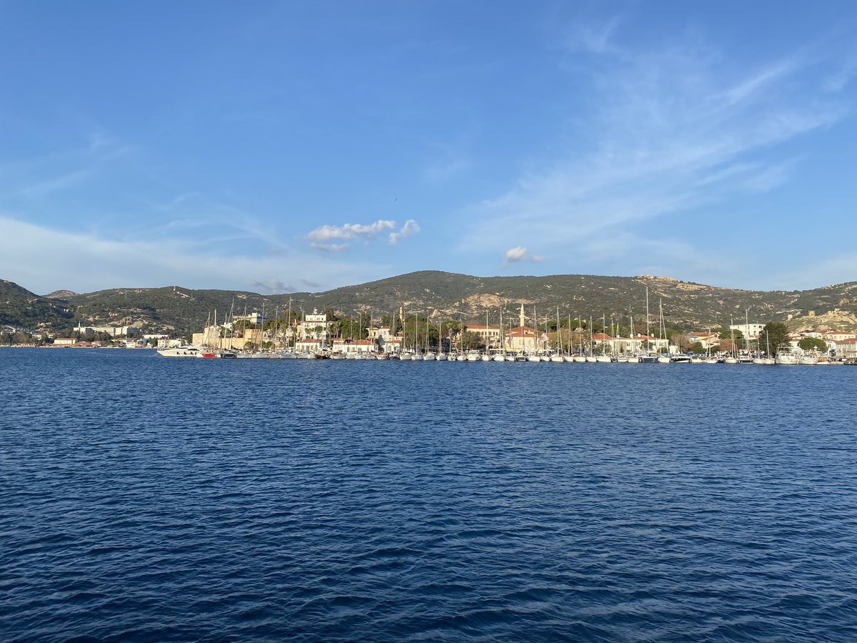 NurSimaEl1's tweet photo. @kitappencere 📌İzmir eski Foça https://t.co/Mu49PXSZyj