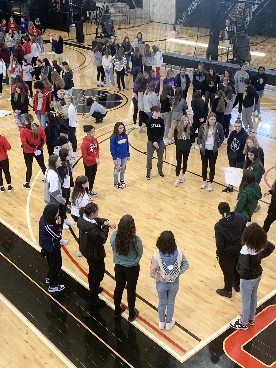 Abby, Samantha, Haylee, Macy, Briana, Jasmine, and Erica all had the privilege to attend the LCAAA Womens’ Leadership Conference at HoopTech. 

Thank you to the Lorain County Athletic Administrators Association for hosting such a great event for our female student athletes!