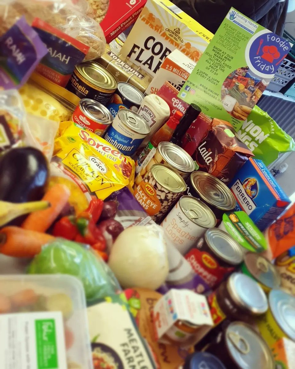 Helping the Community through our Social Food Bank - VISIT OUR WEBSITE TO BOOK YOUR SHOPPING ! . . . #foodbankcroydon #foodbankbattersea #socialfoodbank #helpingothers #communityhub #costoflivingcrisis #together