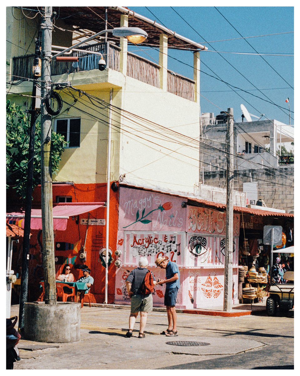 eunicebeck's tweet photo. postcards from isla mujeres https://t.co/POihFB10BY