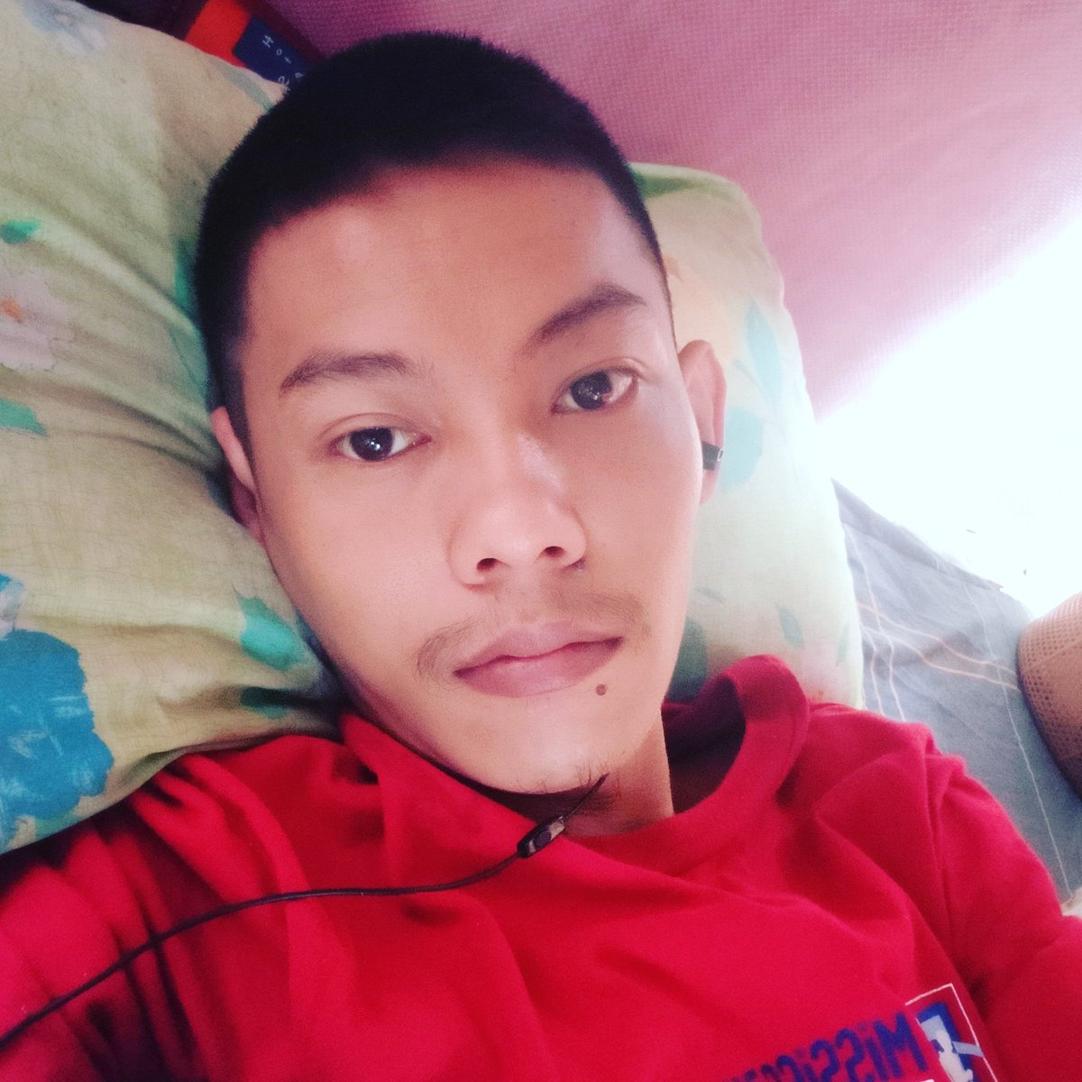 Ijdhf2's tweet photo. #NewProfilePic https://t.co/LABh813qgZ