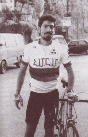 Today is the birthday of Viken Zakarian, he was born in Lebanon &amp; was martyred on may 8, 1992 during the Artsakh Liberation War at age of 23 during the liberation of Lisagor. April 1992 he moved to🇦🇲 Upon arrival he joined the ARF batallion &amp; took part in the liberation of Shushi