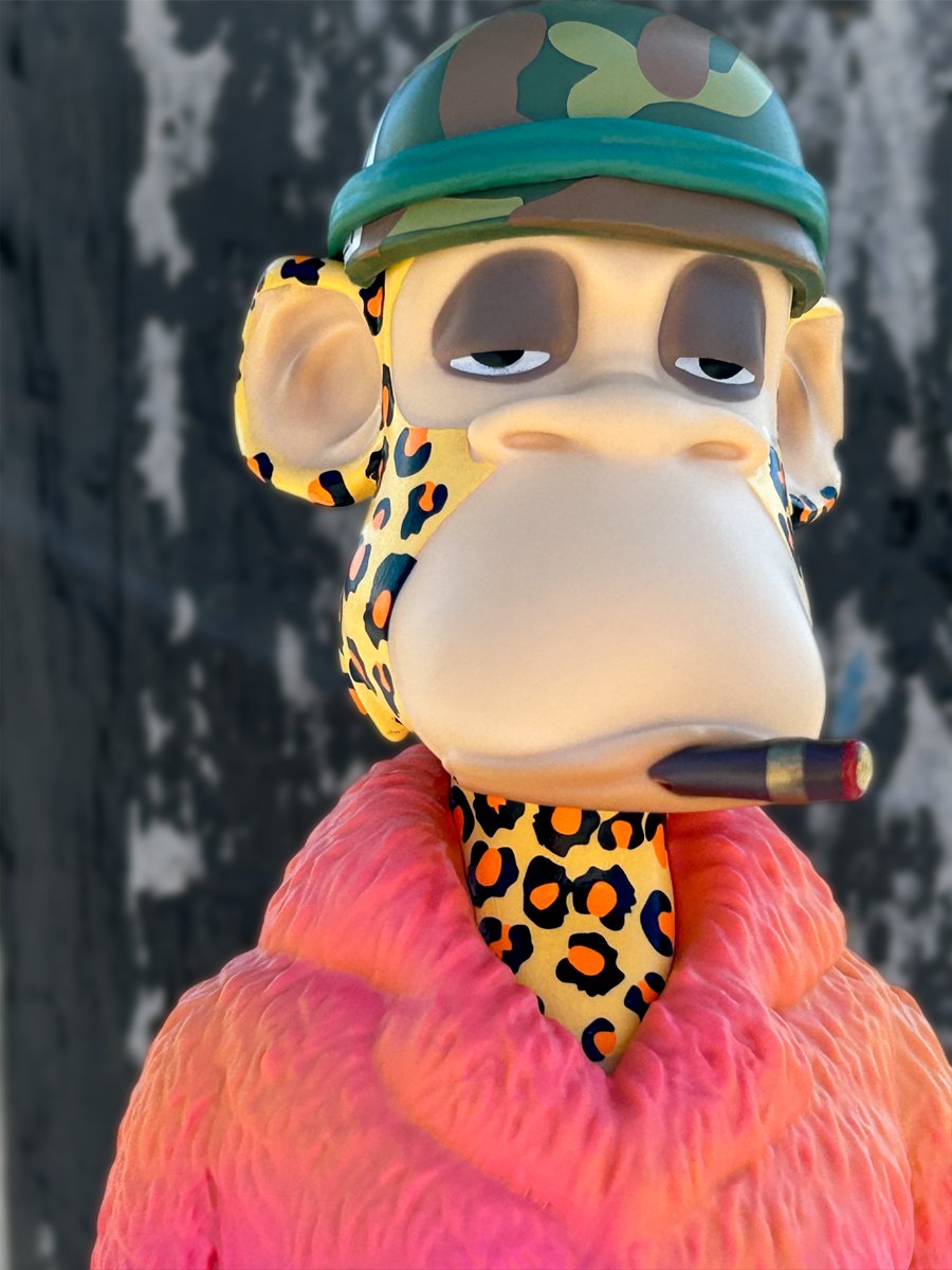 vitaltoys's tweet photo. The Dr. Bombay Limited Edition Art Toy is rocking a head-to-toe ensemble that includes his signature combat boots, matching pink fur coat and socks!

Who else is getting excited?

PRE-SALE OPEN NOW⬇️
https://t.co/er8EB4kQJl https://t.co/Dp7LC5epk1