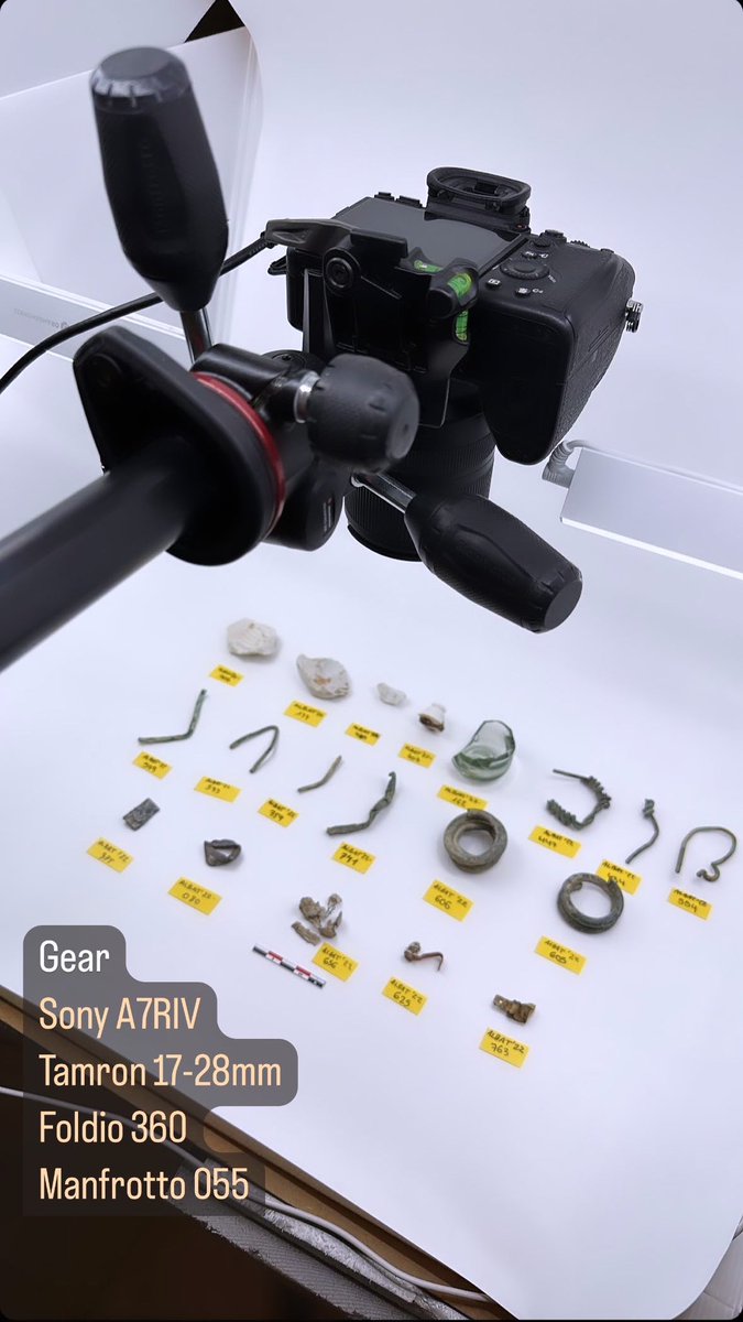 EloyBiar's tweet photo. Arqueología contemporánea #SonyAlpha #foldio #tamron #manfrotto https://t.co/wmCJtyqpGz