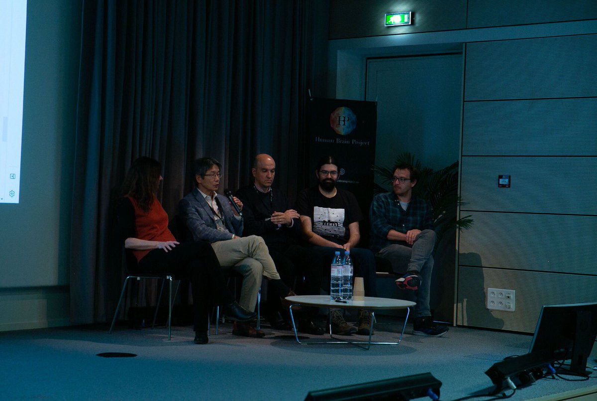 HBP_Education's tweet image. The day at #PFCebrains workshop ends with the second part of the #computationalmodelling session. @alfairhall & Xiao-Jing Wang present their research on behavioral modelling & PFC interactions & circuit mechanism & bifurcation of the memory & kick of the plenary discussion 💻🧠