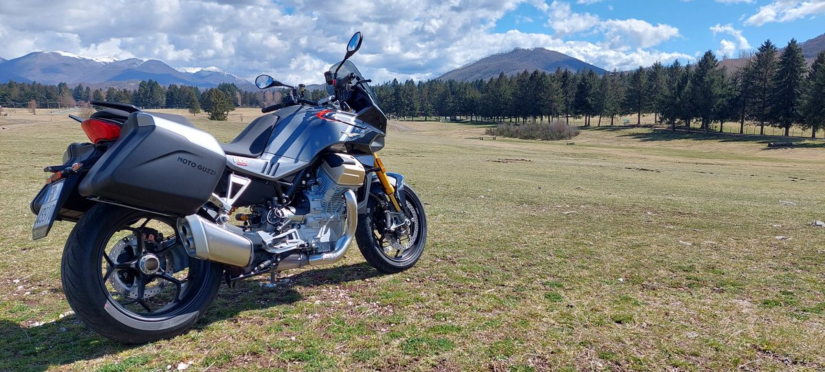goffredodotcom's tweet photo. Buon compleanno #motoguzzi
15/03/1921
#v100Mandello #animaguzzista https://t.co/87huY4u8YV