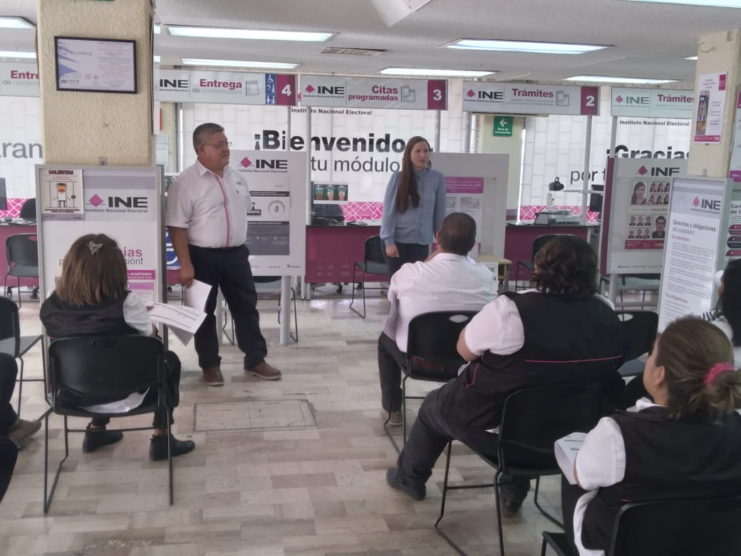05JDE's tweet photo. La VE y el VRFE realizaron una reunión con el personal de los MAC, en donde se ejecutó el ejercicio de análisis del Plan Estratégico del SGC , se determinaron fortalezas, debilidades, oportunidades y amenazas para establecer un plan de mejora continua. https://t.co/vw3jGwdfwo