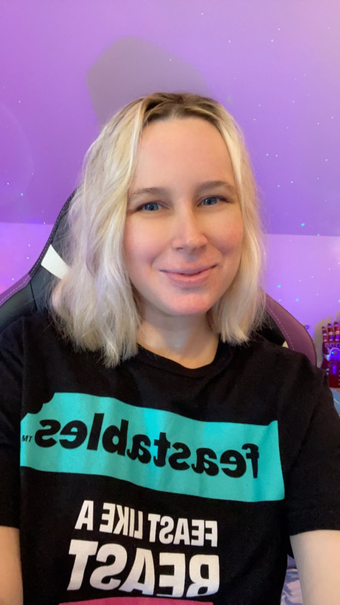 TheGoodishGamerGirl tweet media
