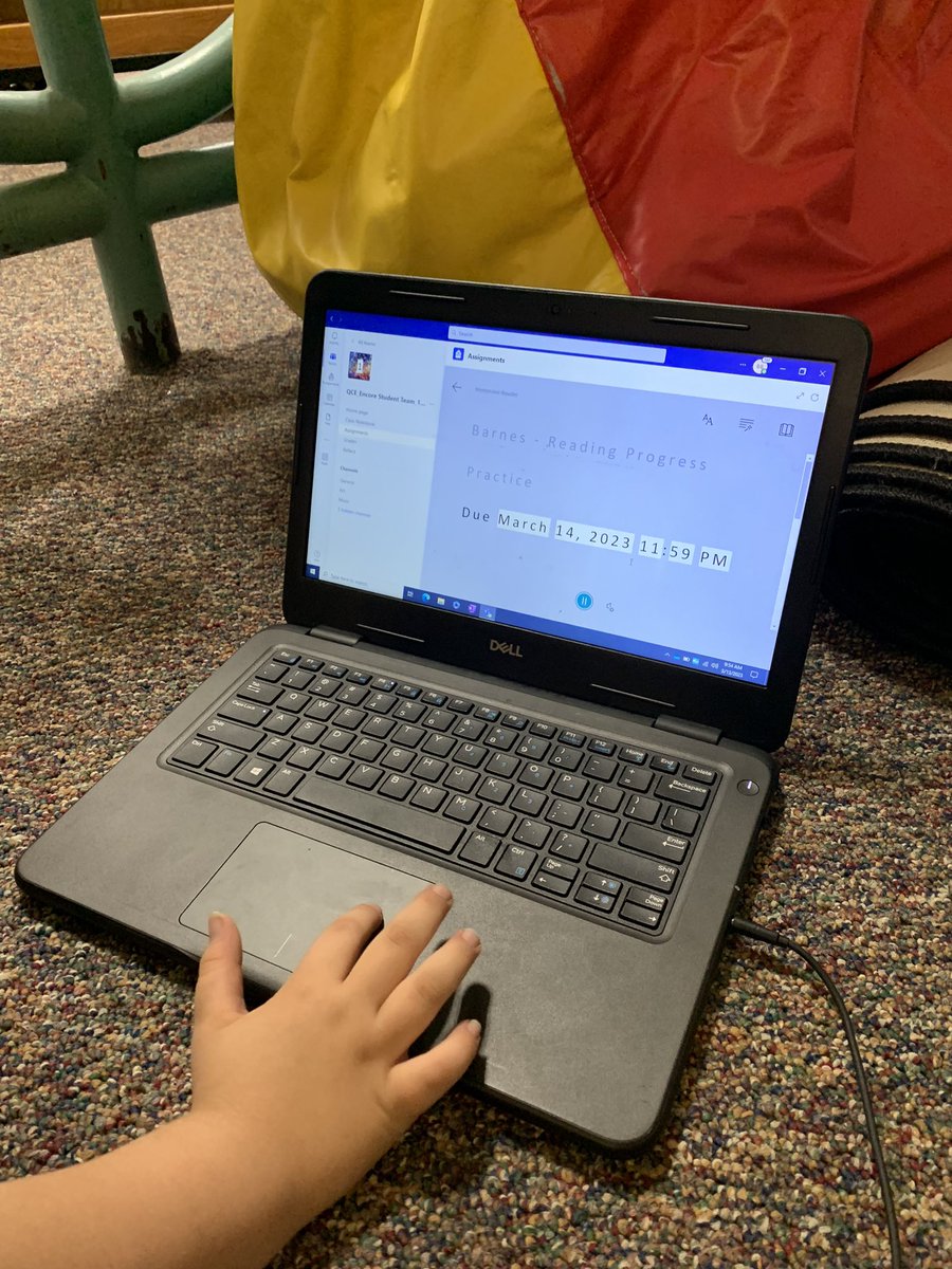 Pulled some 1st graders this week to work on fluency using #readingprogress in @MicrosoftTeams. Getting that ⭐️ from the reading coach is always a win! Also, #immersivereader you are a knight in shining armor for these early readers! #onslowdlt @qcegators