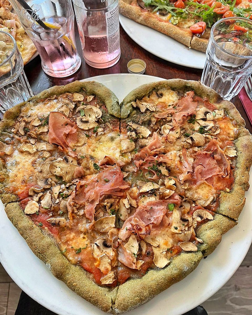 Treat the women you love with their favourite heart shaped pizza this Mother’s Day 🍕💓

📷: @VisitBath 

#showthelove #mothersday #womenwelove