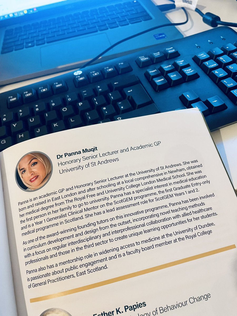 PannaMedic's tweet photo. My @YoungAcademySco membership booklet arrived at work. Flicking through, I was reminded about how privileged I am to be amongst such an inspiring & diverse cohort! @RoyalSocEd #meded #interdisciplinaryprojects #scotland #medicine @standmedicine @uniofstandrews #evertoexcel https://t.co/bWlCX8dSoE
