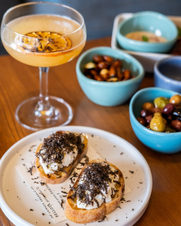Truffle lovers, rejoice! 🙌

 Join us at Torc this Wednesday for a taste of heaven with Truffle Crostini. 🍞🧀🌿 Made with crispy bread, creamy cheese, and fragrant truffle oil, 

📍📸<a href="/torcnapa/">TORC</a>

#TheEatGuide #TorcNapa #TruffleCrostini #WineCountryEats #TORCNapa #happyhour