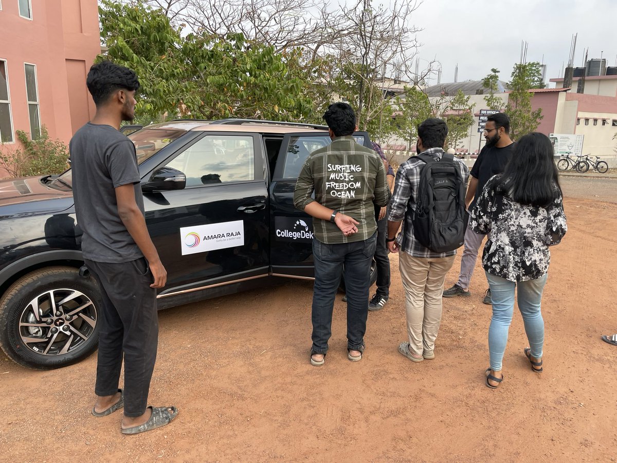 SunPedal_Ride's tweet image. Day 3. Reached Kochi with zero tailpipe emissions on the @Mahindra_XUV400 and shared some learnings with students at CUSAT. #ElectrifyingTheFuture #driEVtoeducate

Thank you @ibisindia for enabling EV charging at ibis Kochi City Centre

@CollegeDekho @AmaraRaja_Group @ExicomS