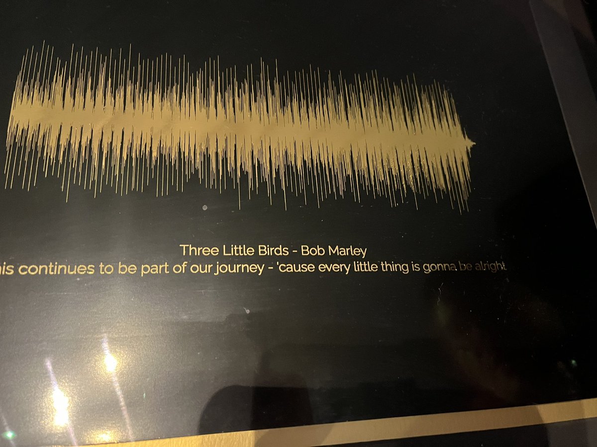 angie_buk's tweet photo. Co host today Nigel #shopforframes
@MyMarlowUK joined me on afternoon gold 80βs @MarlowFM @tomkerridge1 @marlowrugby
Framed picture was gifted to him by his lovely wife Celeste showing the sound waves to β three little birds β @bobmarley π₯π΅πΉππ» https://t.co/8VZFLvP1hU
