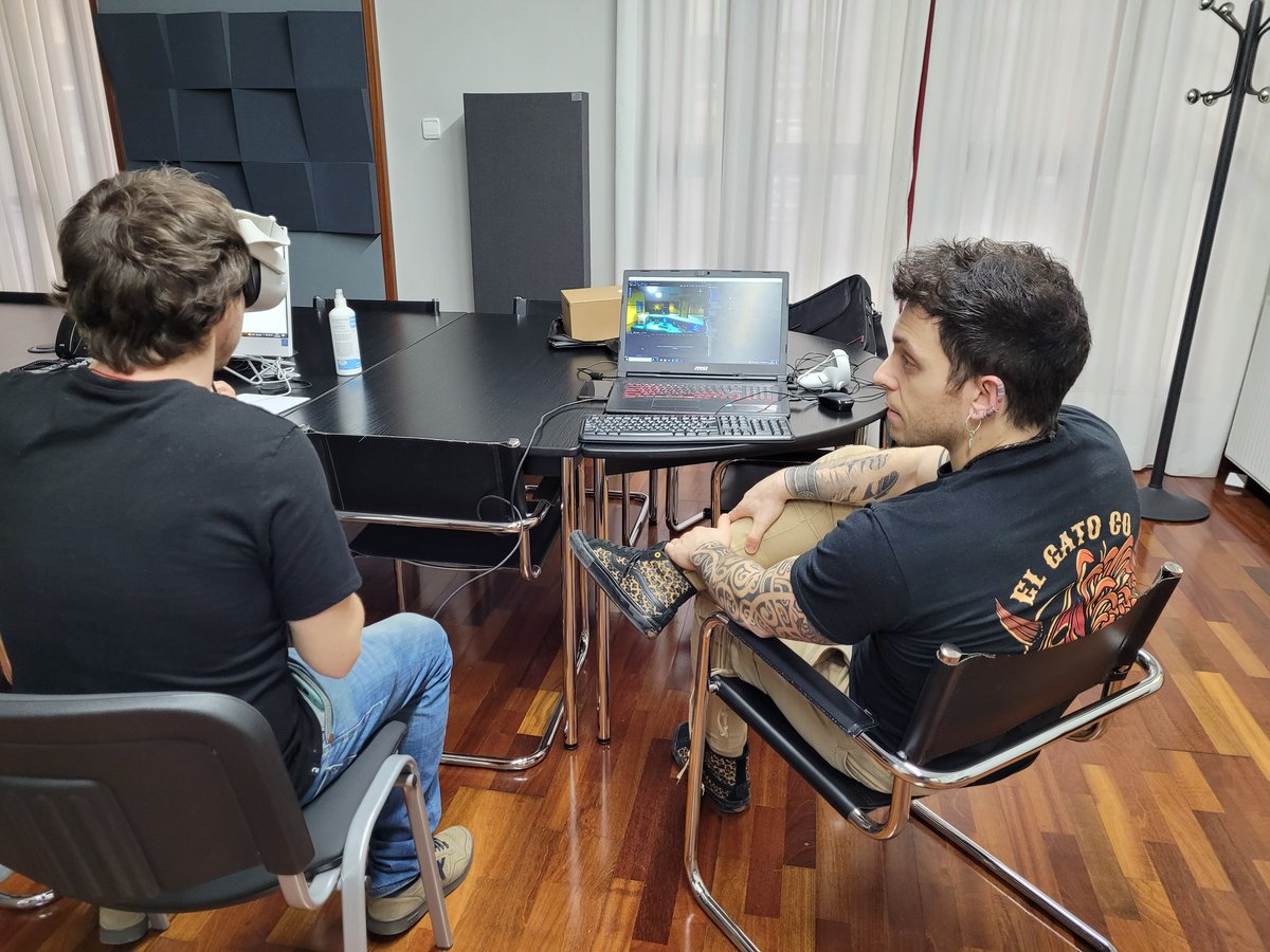 CZabalburu's tweet photo. Proyecto #AVIME: Tarde de pruebas con Igor de @harrobiaikas y Santi de @calasanzstz
Osasun-arloan euskararen ulermena hobetzeko Agente Birtual Adimenduna probatuz.
#innovación #fpeuskadi
@tknika
@santamarinaospi
@SendoaBP
@InigoChueca
@ArgemeVG https://t.co/rl1jQgE3p7