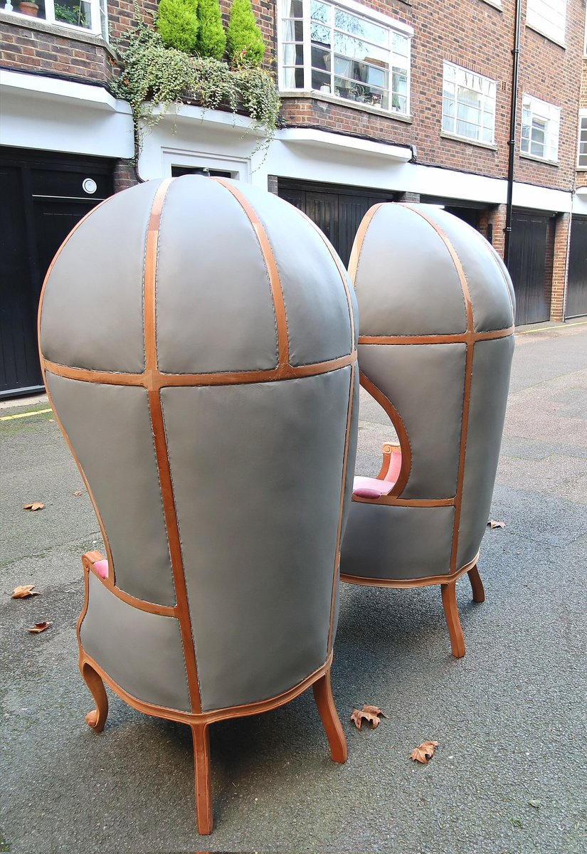 Build two Porter chairs from frame up using pink velvet on the interior and taupe leather on the exterior.

#chairupholstery #porterchair #besokefurniture #upholsteredchair #upholsteredfurniture #furniturerestoration #upholstery #upholsterylondon #kenningtonupholstery