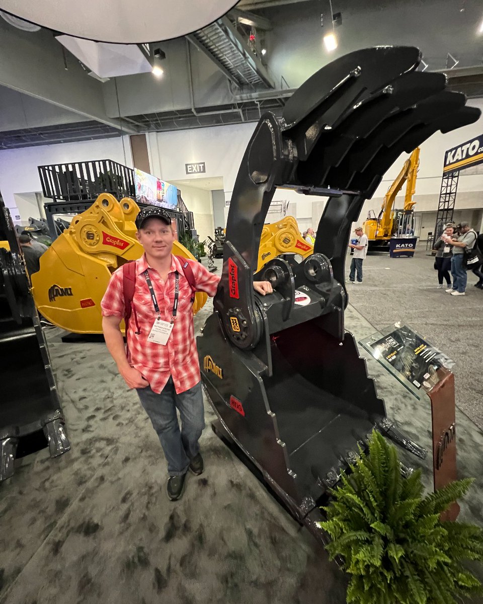 AMIAttachments's tweet photo. What a great first day we had at the AMI @conexpoconagg  booth! 
Drop by today and see our most powerful line-up yet and chat with our sales reps at AMI Attachments Booth W42969.

#conexpoconagg #conexpoconagg2023 #AMI #amiattachments @RodRadar @Letsdig18 @SSAB_AB https://t.co/pHc5awikWy