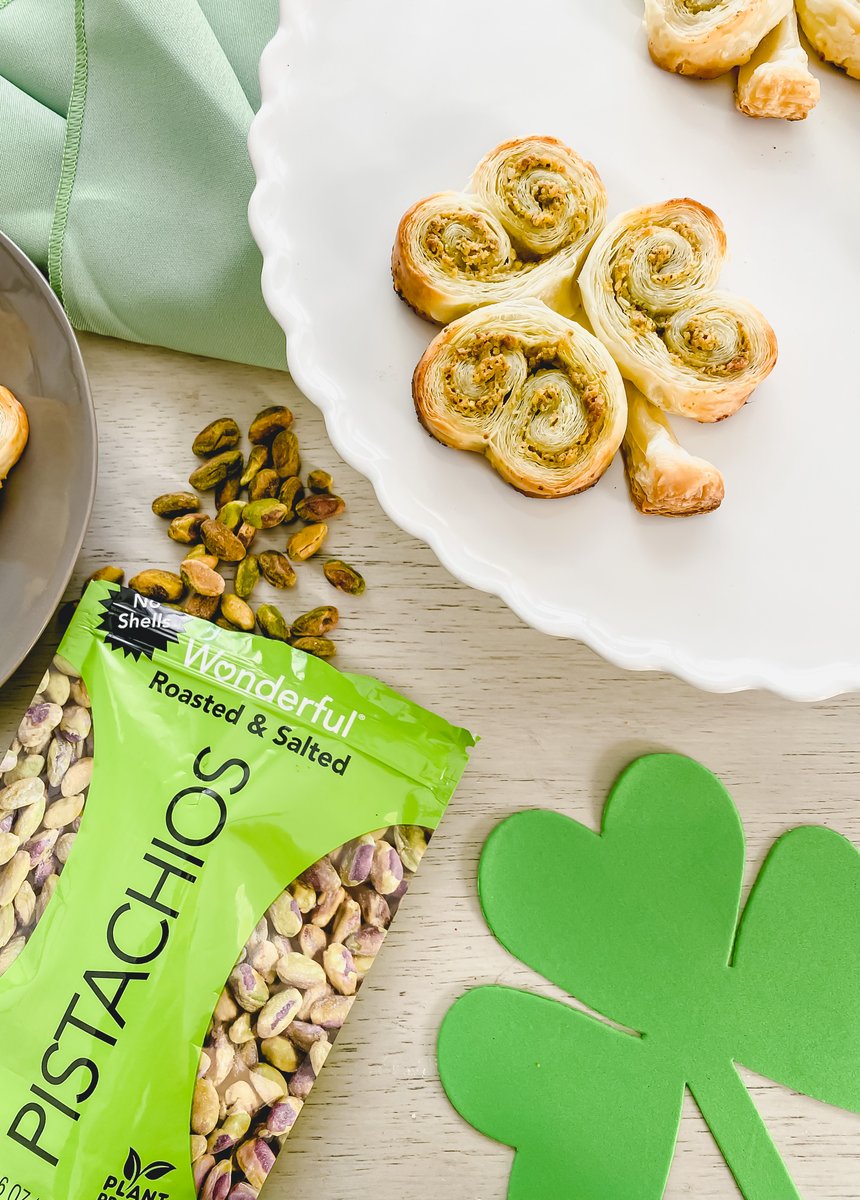 Feeling festive for St. Patrick’s Day? 💚 ☘️🌈 Try these delicious Wonderful Pistachios Pesto Puff Pastry Shamrocks. Check out the full recipe here: bit.ly/3TpQ9E8. #pistachios #stpatricksday #green #lucky #recipes #easycooking 📸:@MariaProvenzano