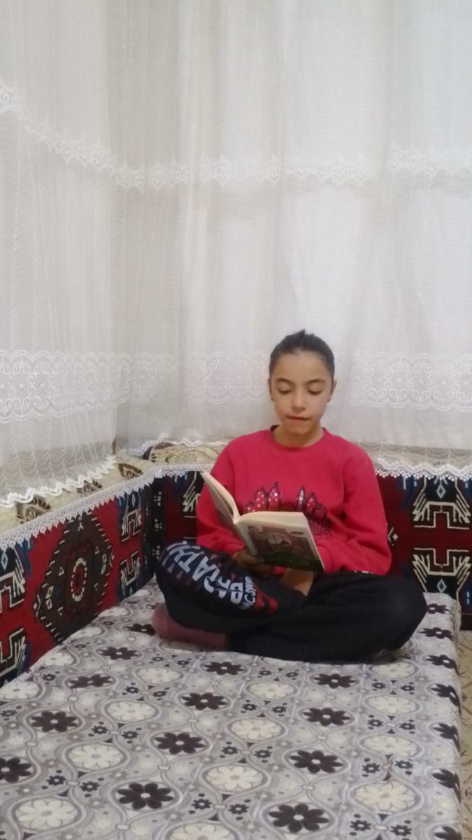 MeydanDurdane's tweet photo. #EnBüyükReytingAilemleKitapOkumak 
#EskilOkuyor #TuzGölündeKitapOkumak @tcmeb
@aksarayvaliligi 
@hmzaydg 
@Eskil_MEM 
@brahimkler2
@taskapiokulu https://t.co/ccbb0NDvg3