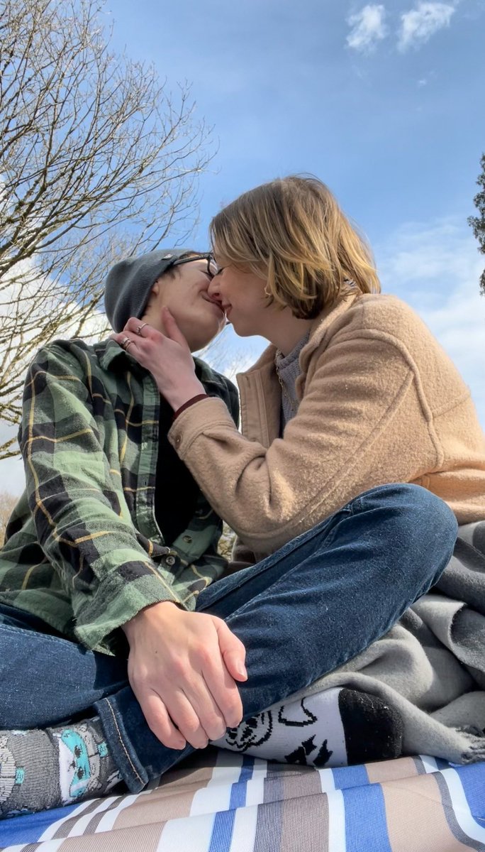 Amy 🎀 tweet media