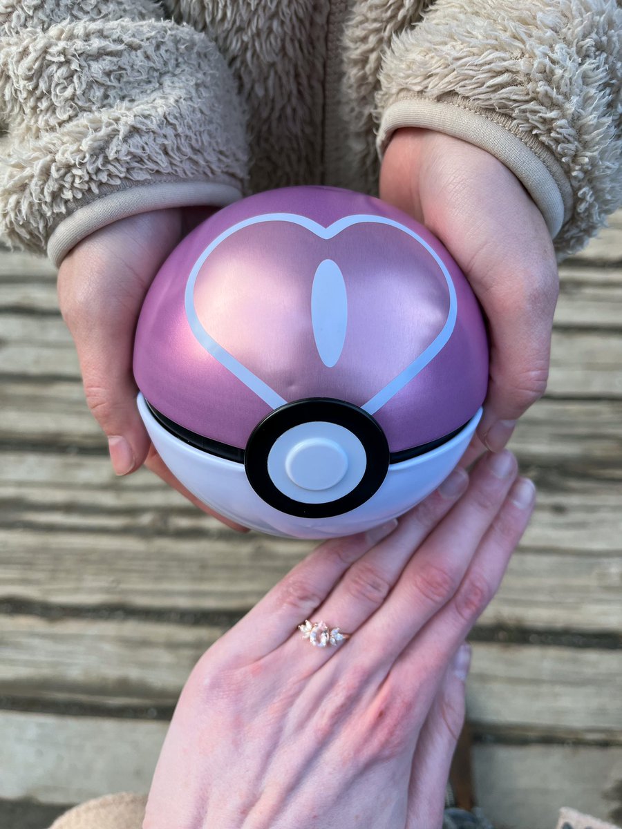 Amy 🎀 tweet media