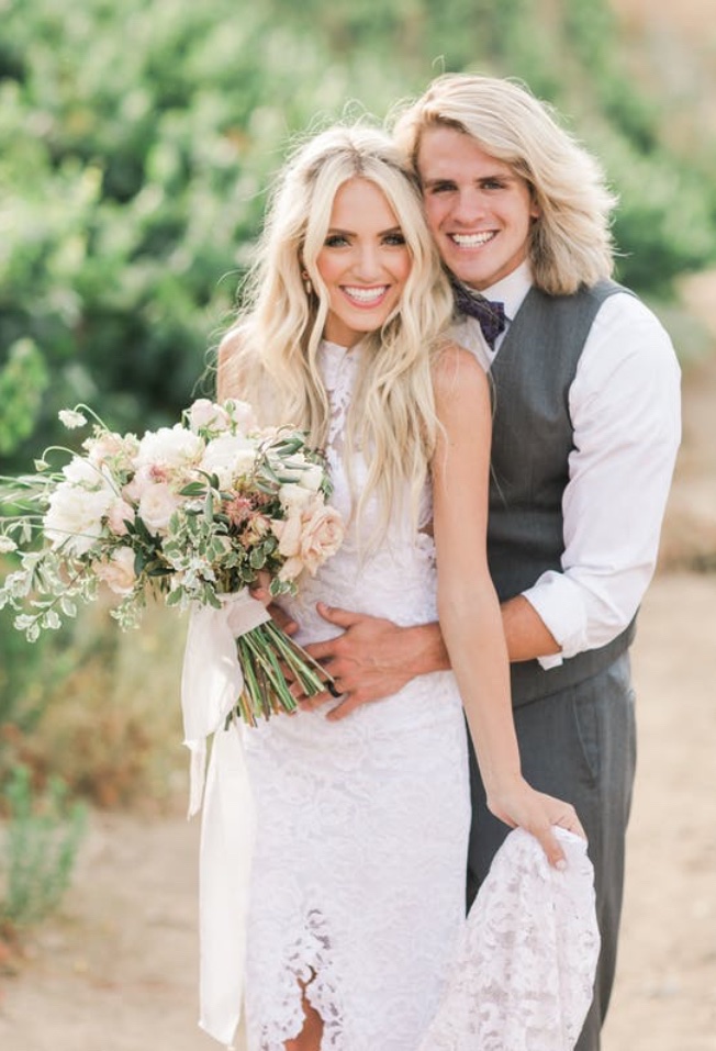 farmingforever_'s tweet photo. Just got married!!!! #4Life #love #married #taken https://t.co/XPsVY2vzwJ